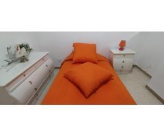 ???? Habitación en Vivienda con Urbanización Completa para Compartir