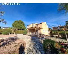 Spacioso Chalet en Almajada - Ravel