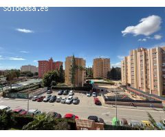 Atractivo Piso en San Blas, Alicante - ¡Tu Hogar Ideal!