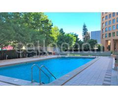 Vivienda con vistas privilegiadas en un exclusivo residencial con piscina
