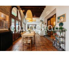Descubre esta exclusiva villa, un tesoro u?nico con historia y estilo contempora?neo.