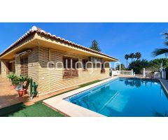 Exclusivo chalet  en Tancat de L’Alter con 1.464 m² de parcela a dos calles  y vistas espectaculares