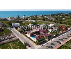 Descubre el Lujo en Villa Burriana: Un paraíso en la Costa de Azahar