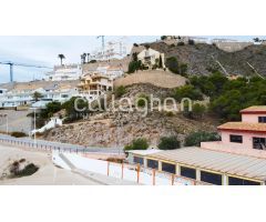Edificio en venta en primera línea Junto al mar en Playa los Olivos.