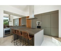 Villa en Venta en Casares, Málaga