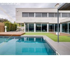 Espectacular casa de diseño de 450m2 en zona Golf-Can Trabal - Sant Cugat del Vallès