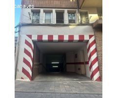¡Oportunidad de aparcamiento en el centro de Molina! Amplia plaza de garaje en zona de alta demanda