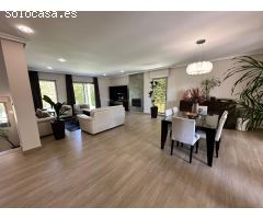 ¡EXCLUSIVA villa de lujo en La Alcayna con más de 600 m² de parcela! ¡Tu nuevo hogar te espera!