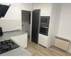 FANTASTICA PLANTA BAJA TOTALMENTE REFORMADA CON TERRAZA DE 14 M2!!