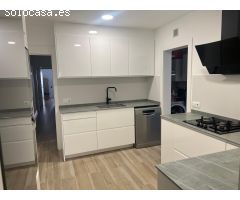FANTASTICA PLANTA BAJA TOTALMENTE REFORMADA CON TERRAZA DE 14 M2!!