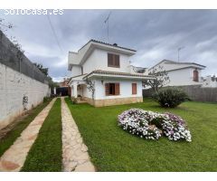 Fantastica casa a cuatro vientos con terreno de 625 m2 y vistas a mar!!