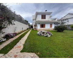 Fantastica casa a cuatro vientos con terreno de 625 m2 y vistas a mar!!