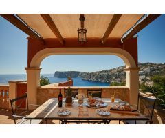 Exclusivo chalet con vistas panorámicas al mar 220m2