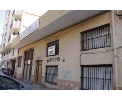 Local comercial en alquiler venta en Tavernes de La Valldigna