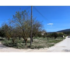 *Chalet único en venta cerca de Alcoy: Encanto histórico, naturaleza y exclusividad*