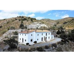 **SE VENDE HOTEL – CASA RURAL**