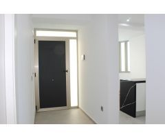 :  ???? Casa Pareada en Primera Línea de Mar – ¡Tocando la Arena! ????