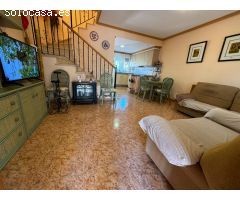CHALET ADOSADO-DUPLEX CON GRAN PATIO,  BARBACOA E INSTALACIONES COMUNES