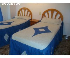 APARTAMENTO CON PISCINA Y VISTAS AL MAR