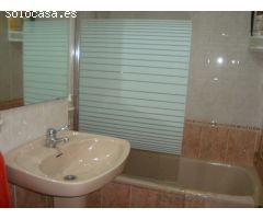 APARTAMENTO CON PISCINA Y VISTAS AL MAR