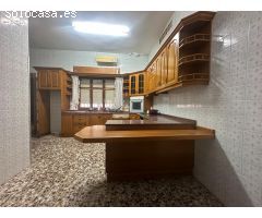 GRAN CASA EN VENTA EN EL CENTRO DE CANTERAS