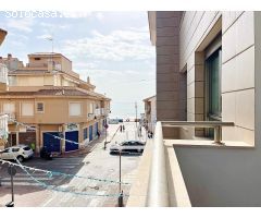 APARTAMENTO CON VISTAS AL MAR Y LICENCIA TURÍSTICA EN CAMPELLO