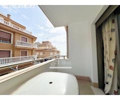 APARTAMENTO CON VISTAS AL MAR Y LICENCIA TURÍSTICA EN CAMPELLO