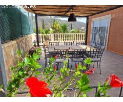 PRECIOSA VILLA INDEPENDIENTE EN  PUEBLO ACANTILADO EL CAMPELLO