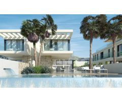 VILLA DE 300 M2 JUNTO AL CAMPO DE GOLF FONT DEL LLOP