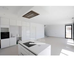 VILLA A ESTRENAR EN PLAYA MUCHAVISTA