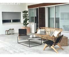 CHALET EN VISTAHERMOSA, ALICANTE, CON AMPLIA PARCELA Y PISCINA PRIVADA