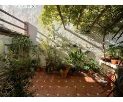 ADOSADO CON ENCANTO EN TORREBLANCA - 3 dormitorios, 1 baño -  PATIO - TERRAZA - TRASTERO- PISCINA