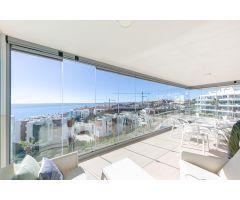 ESPLÉNDIDO PISO EN EL HIGUERÓN -  VISTAS AL MAR - 3 dormitorios, 2 baños - PISCINA - GARAJE