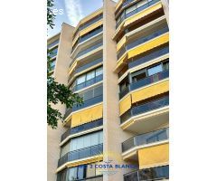Apartamento en Venta en Villajoyosa, Alicante