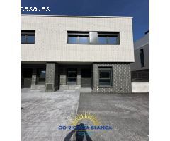 Adosado en Venta en Mutxamel, Alicante