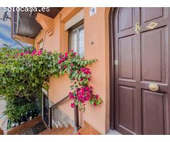 CHALET ADOSADO EN C/MONTEVIDEO