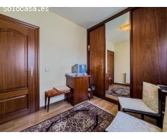 CHALET ADOSADO EN C/MONTEVIDEO
