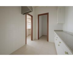 Local comercial en Venta en Torrelavega, Cantabria