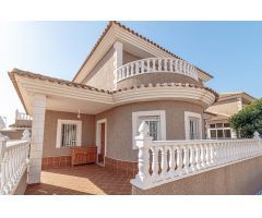 Villa independiente en Los Altos, Torrevieja