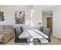 Balcones de Amay, Moderno Bungalow de planta alta con solarium de 57m2