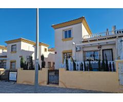 Estupendo chalet en venta en Villamartin
