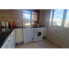 Vivienda adosada, 3 dormitorios, 1 baño, solárium, piscina, en Los Altos