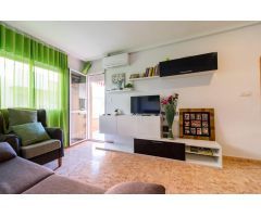 Apartamento en la Playa del Cura con piscina