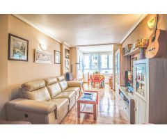 Apartamento en esquina, 2 dormitorios y vistas panorámicas