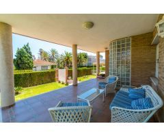 Chalet cerca del mar, en una de las mejores zonas exclusivas de Torrevieja, La Veleta.