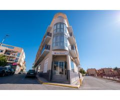 Amplio apartamento 2 hab 2 baños Seminuevo