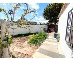 VILLA INDEPENDIENTE EN VILLAMARTÍN - ORIHUELA