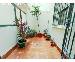 PISO CON TERRAZA Y PATIO.