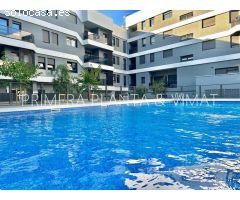 Con terraza ,parking y piscina !!