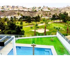 VILLA EN CAMPO DE GOLF